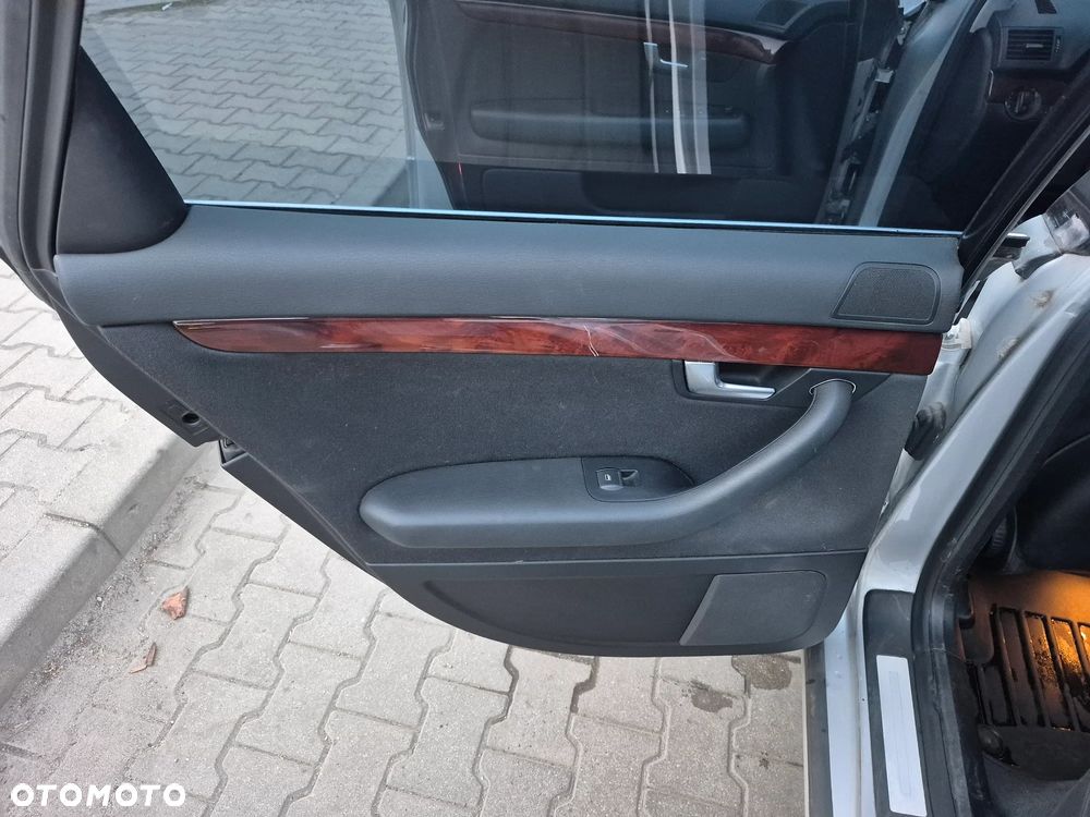 Audi A4 Avant 1.8 T - 12