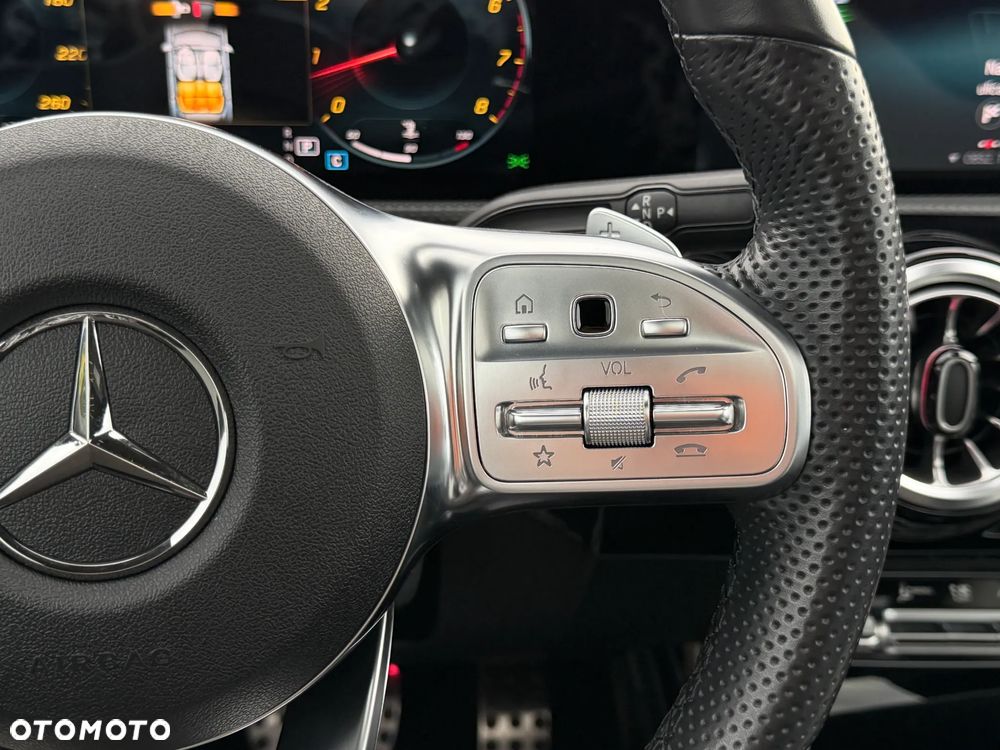 Mercedes-Benz CLA 250 4-Matic AMG Line 7G-DCT - 23