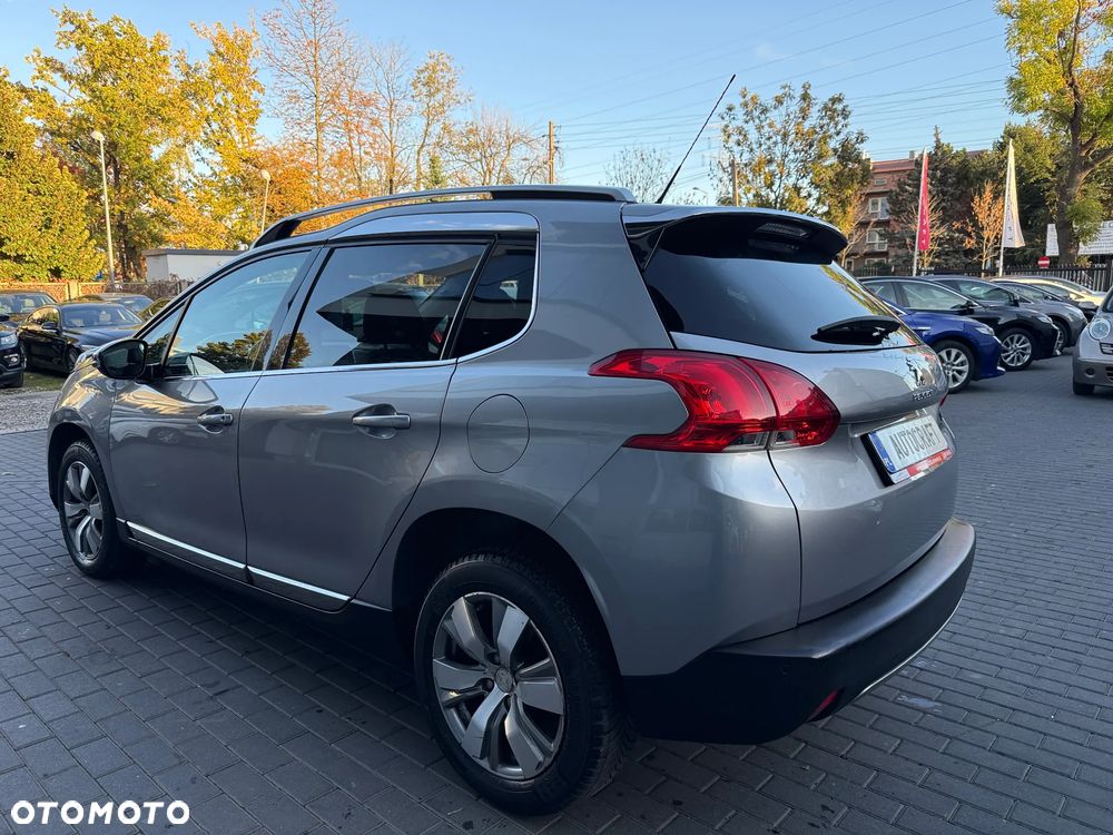 Peugeot 2008 1.2 VTi Allure - 30