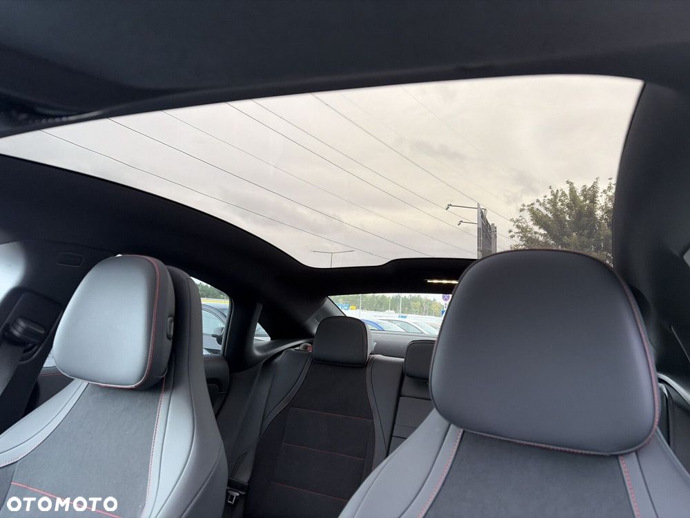 Mercedes-Benz CLA 200 mHEV 4-Matic 8G-DCT - 29