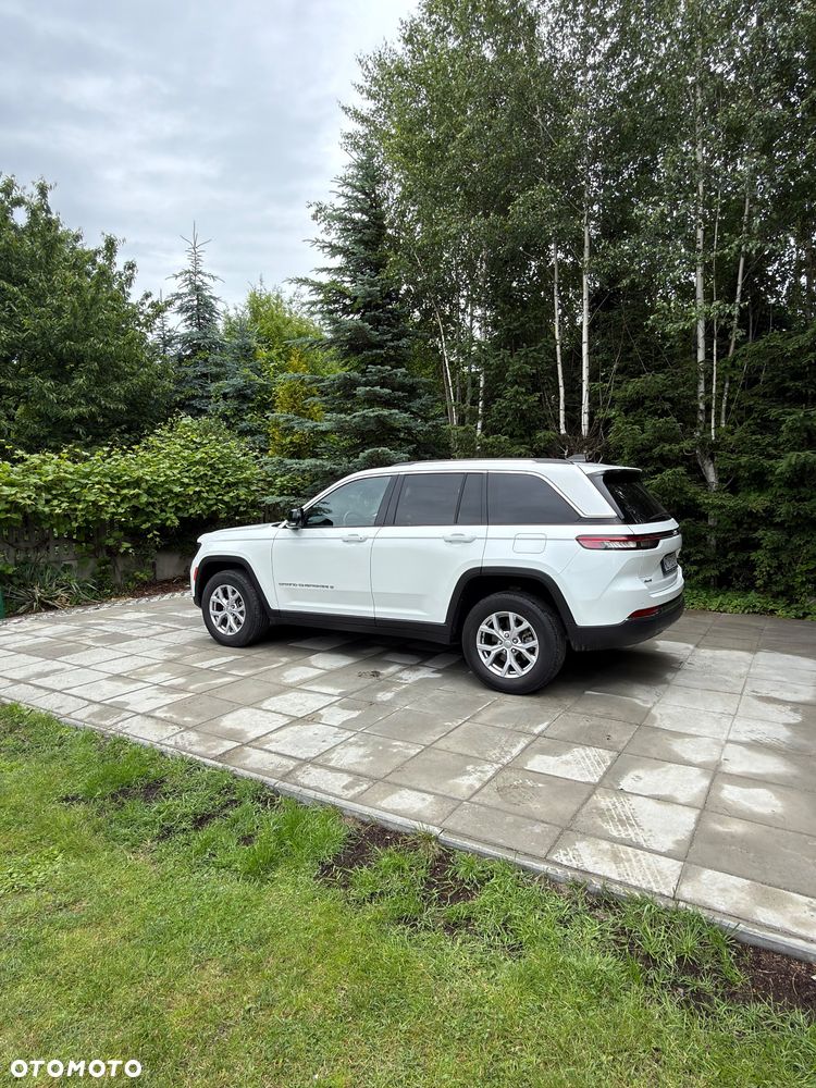 Jeep Grand Cherokee - 14