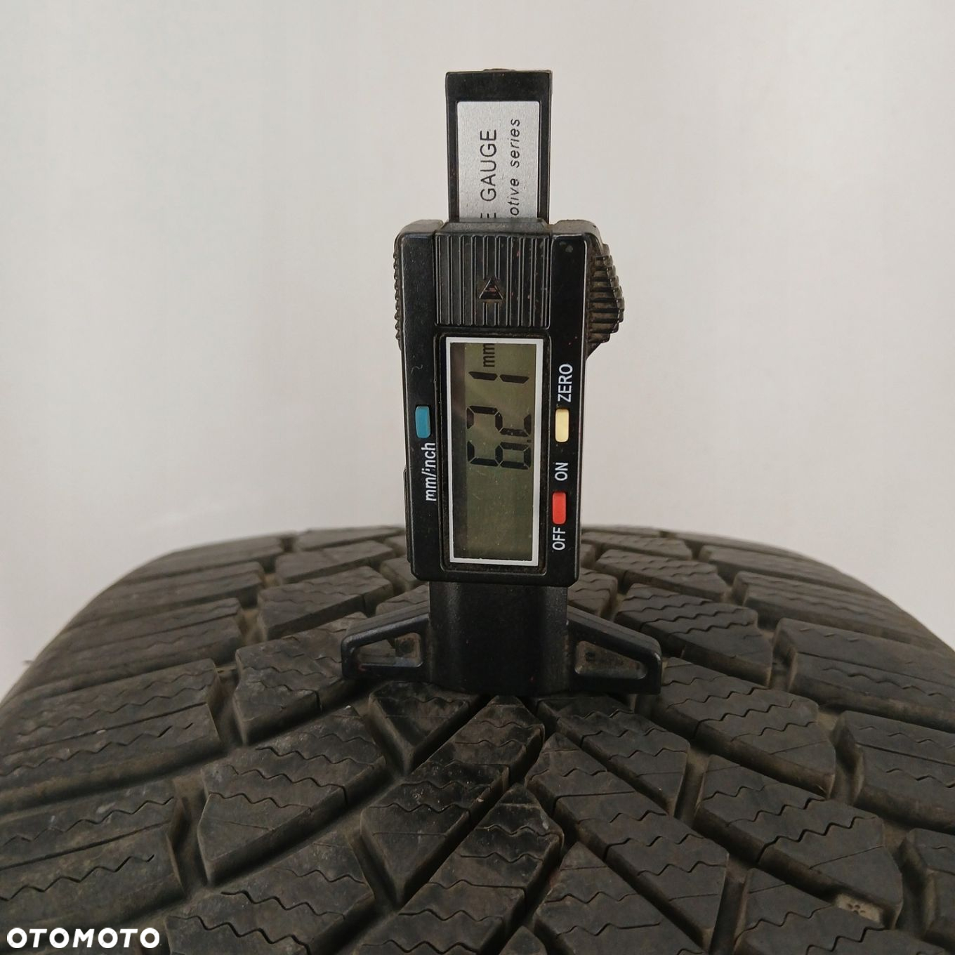 235/45R19 99V Bridgestone Blizzak LM005 6mm 2023r 85223 - 3