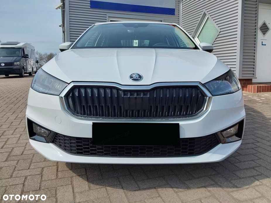 Skoda Fabia 1.0 Essence - 2