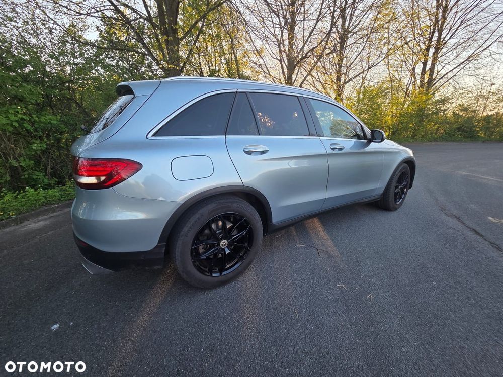 Mercedes-Benz GLC 220 d 4-Matic - 5