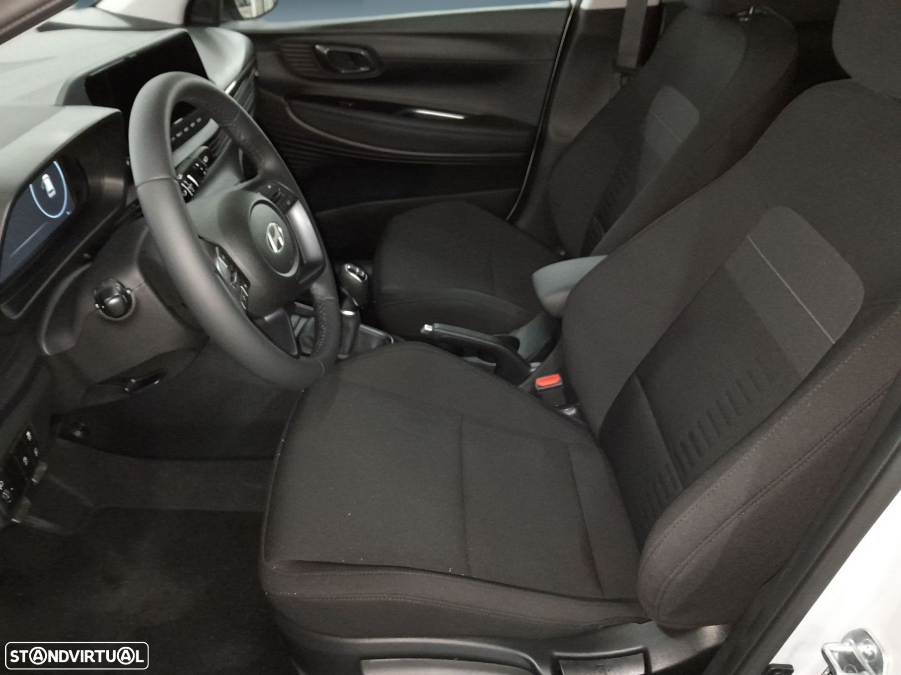 Hyundai Bayon - 11