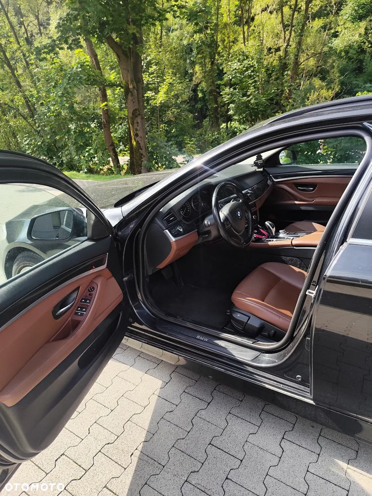 BMW Seria 5 520d BluePerformance - 9