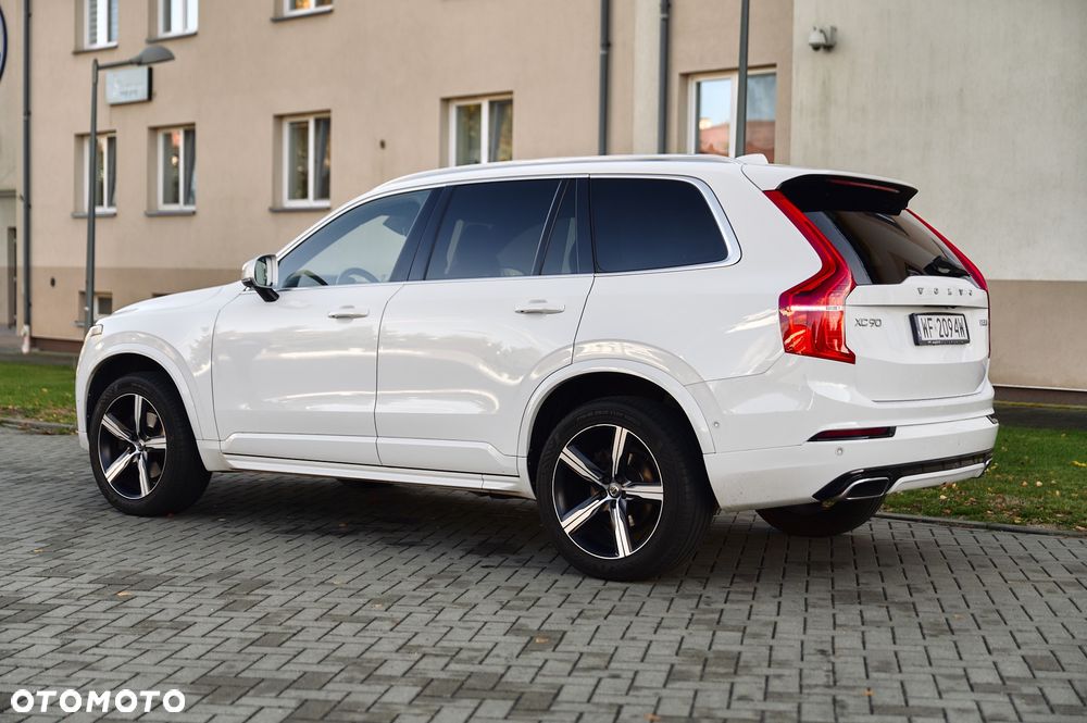 Volvo XC 90 D5 SCR AWD R-Design 7os - 4