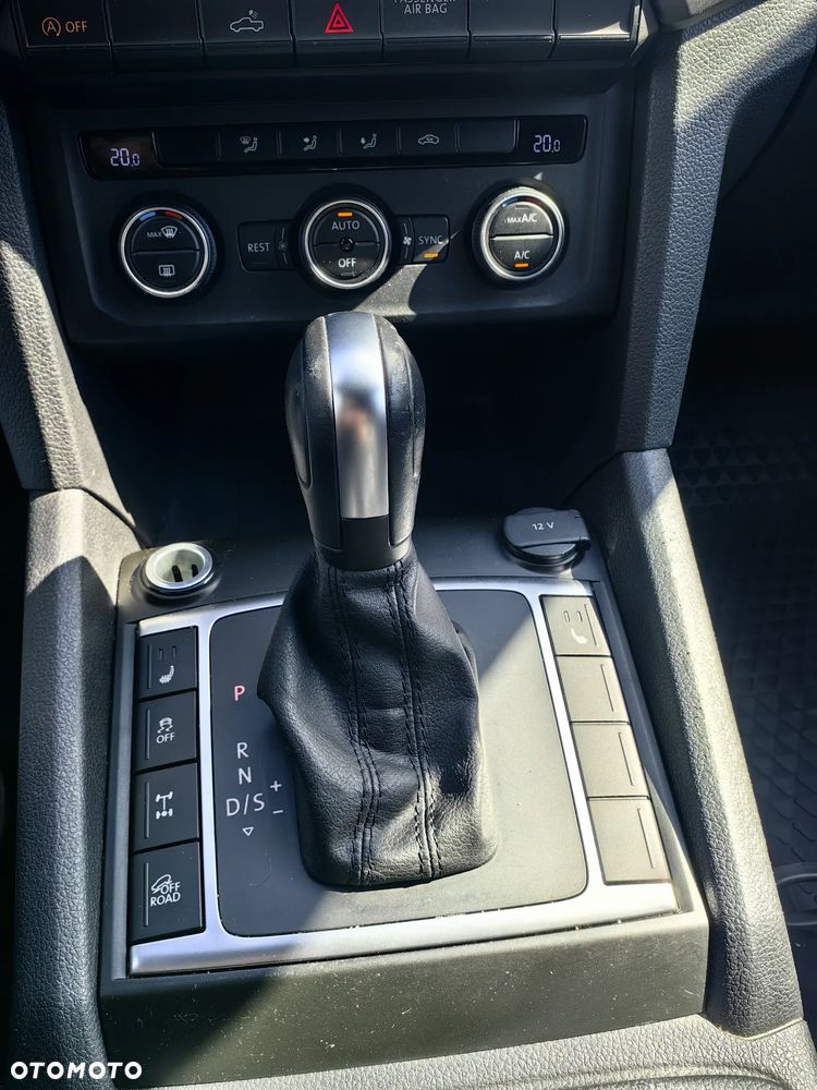 Volkswagen Amarok 3.0 V6 TDi 4MOTION Dark Label - 5