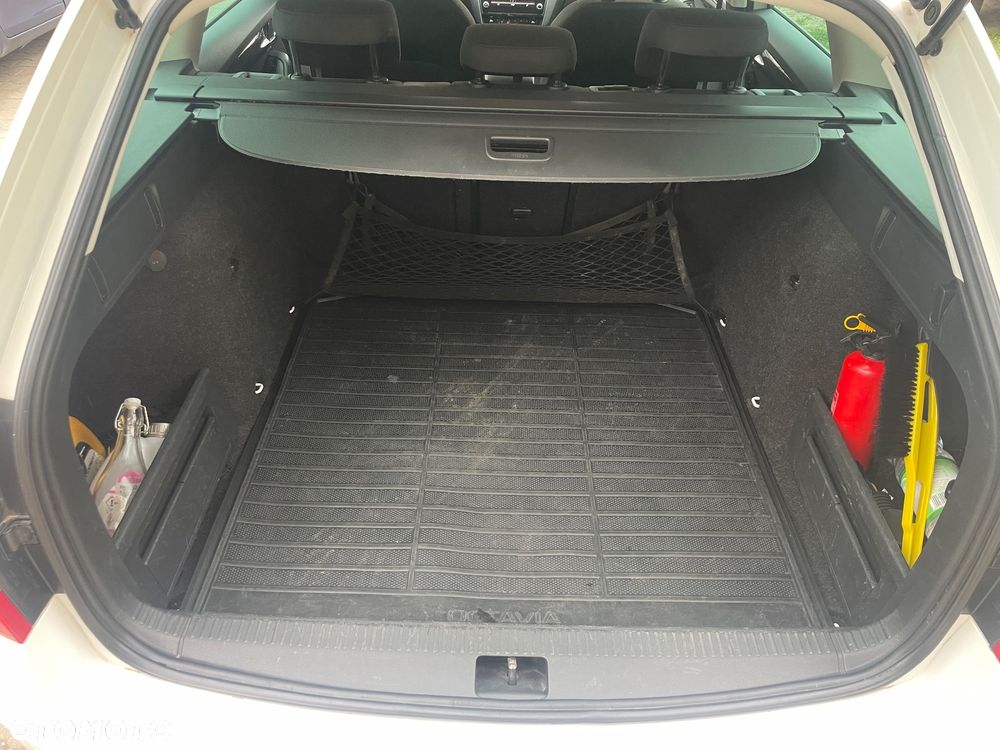 Skoda Octavia 2.0 TDI Ambition DSG - 9