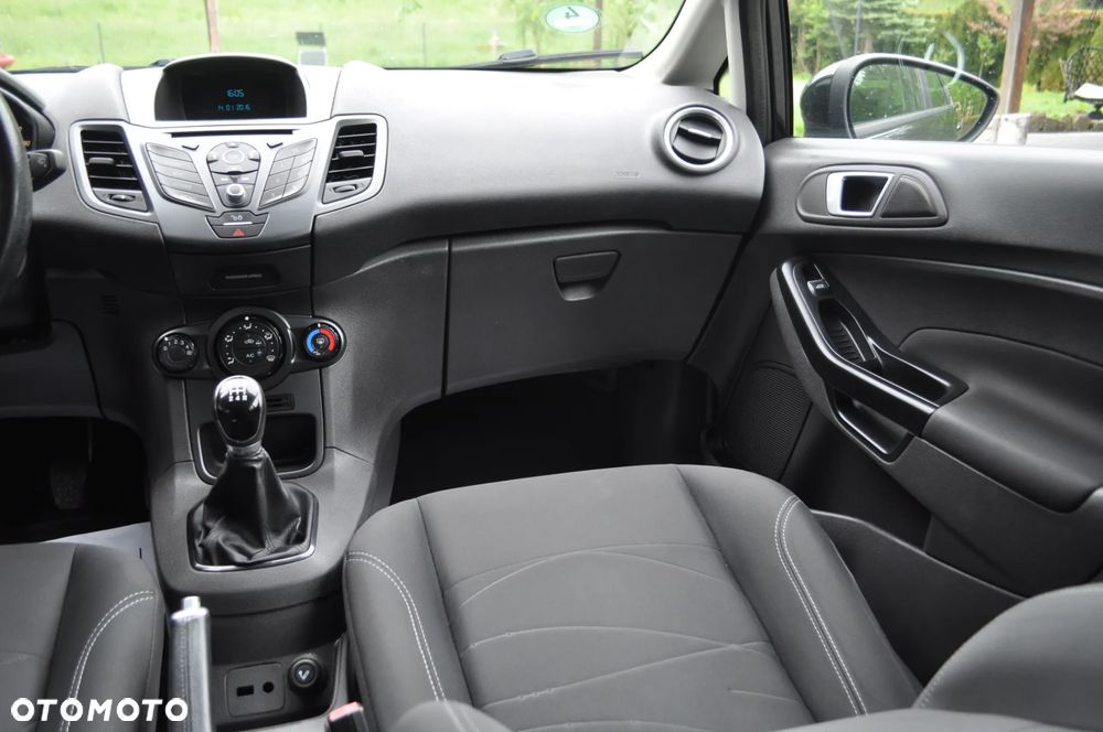 Ford Fiesta 1.25 Trend SVP - 23