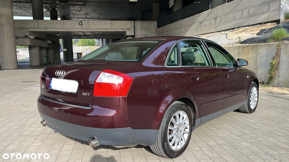 Audi A4 Limousine 1.8T - 17