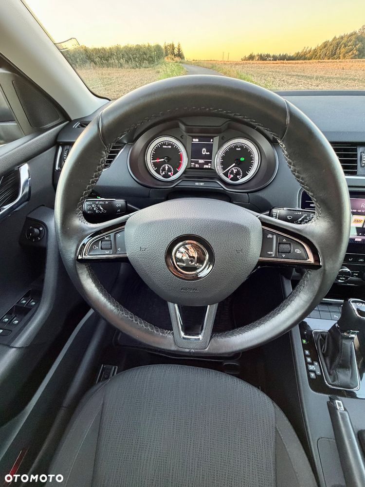 Skoda Octavia 1.5 TSI ACT Style DSG - 31