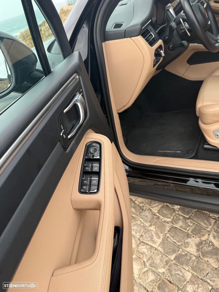 Porsche Macan - 12