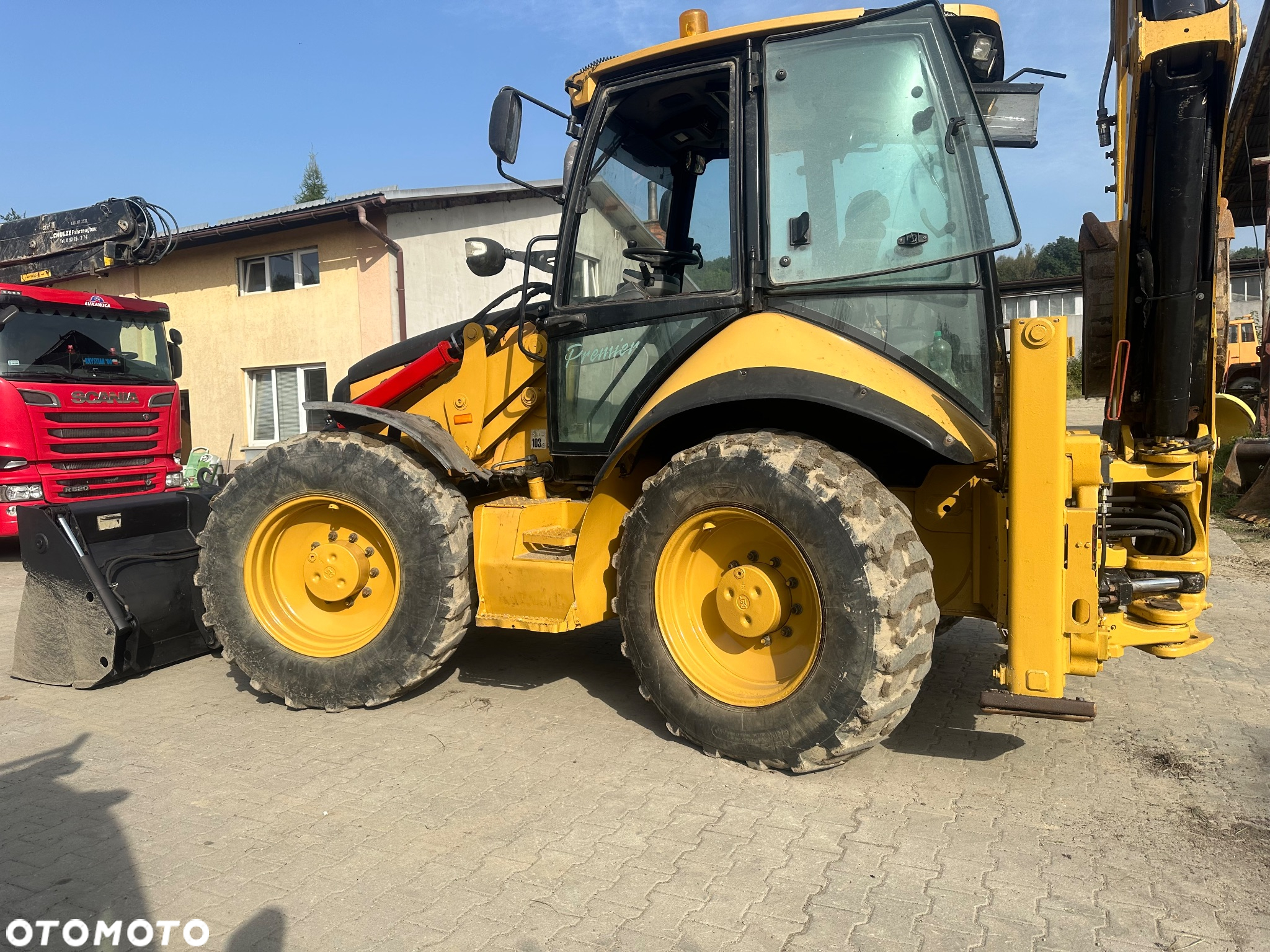 Caterpillar 444 - 10