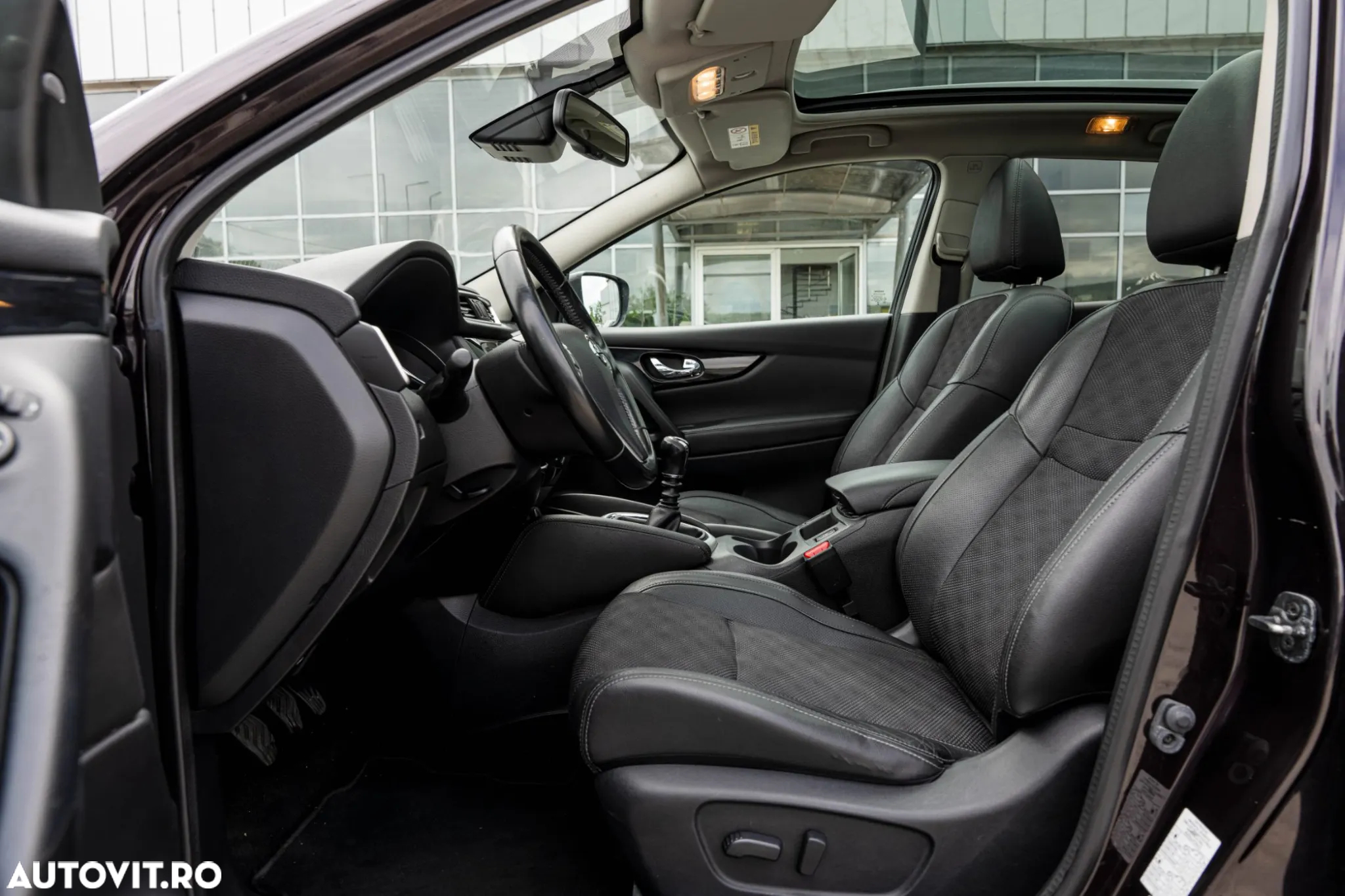 Nissan Qashqai 1.6 DCI TEKNA+ - 12