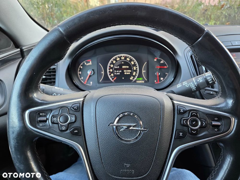 Opel Insignia 2.0 CDTI S&S - 11
