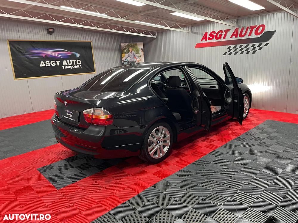 BMW Seria 3 318d - 18