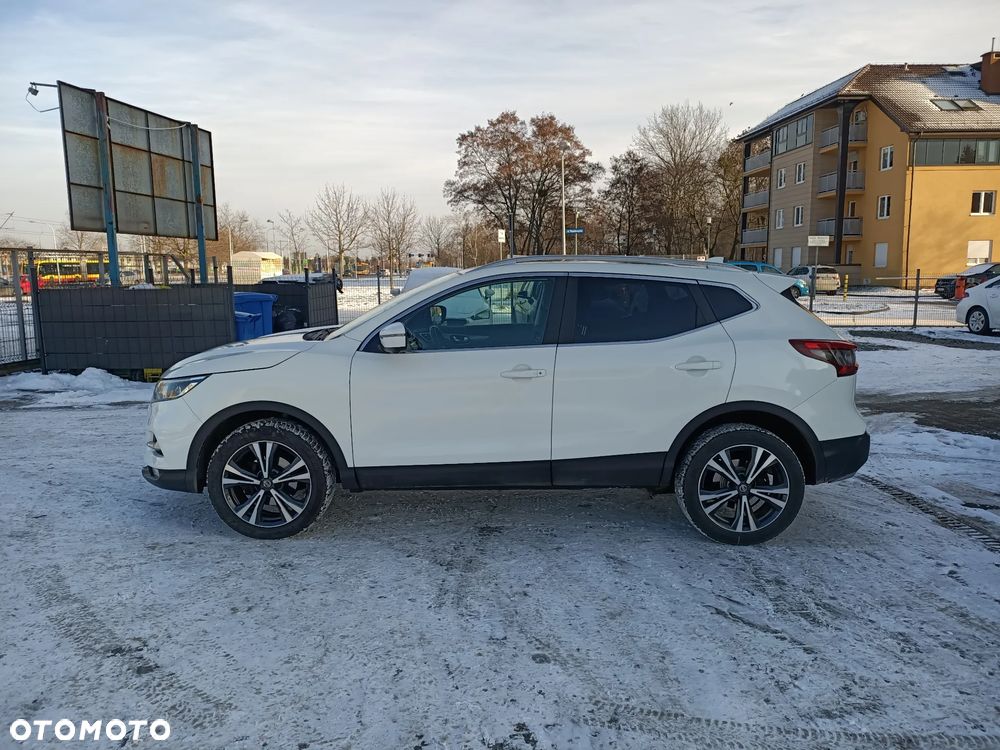 Nissan Qashqai 1.2 DIG-T N-Connecta - 2