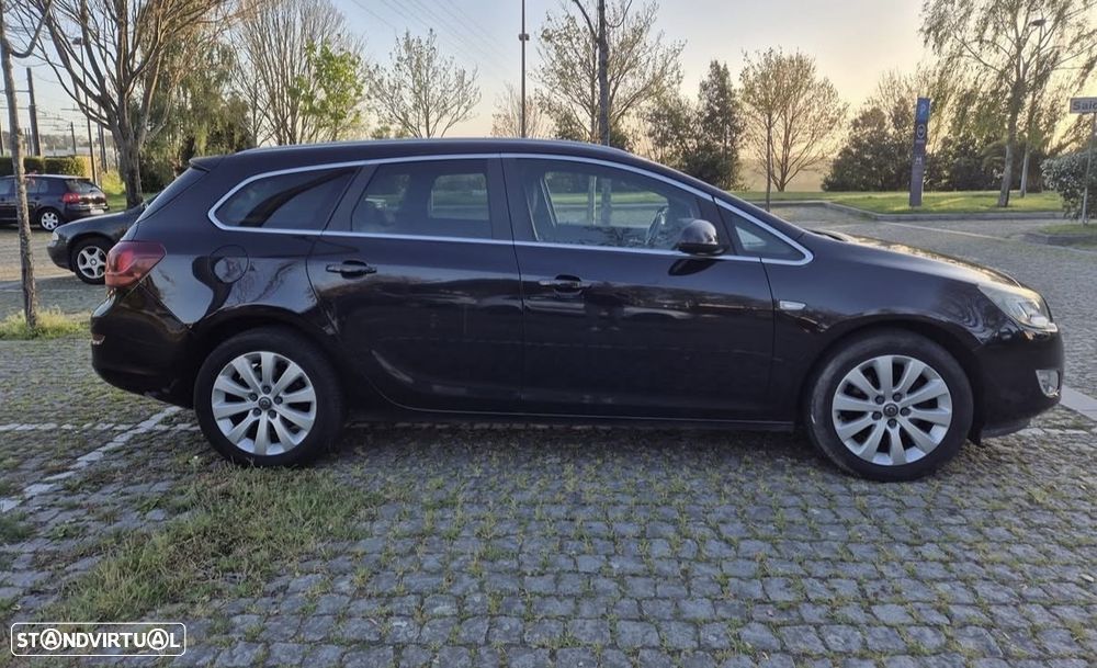Opel Astra 1.9 CDTi Cosmo - 3