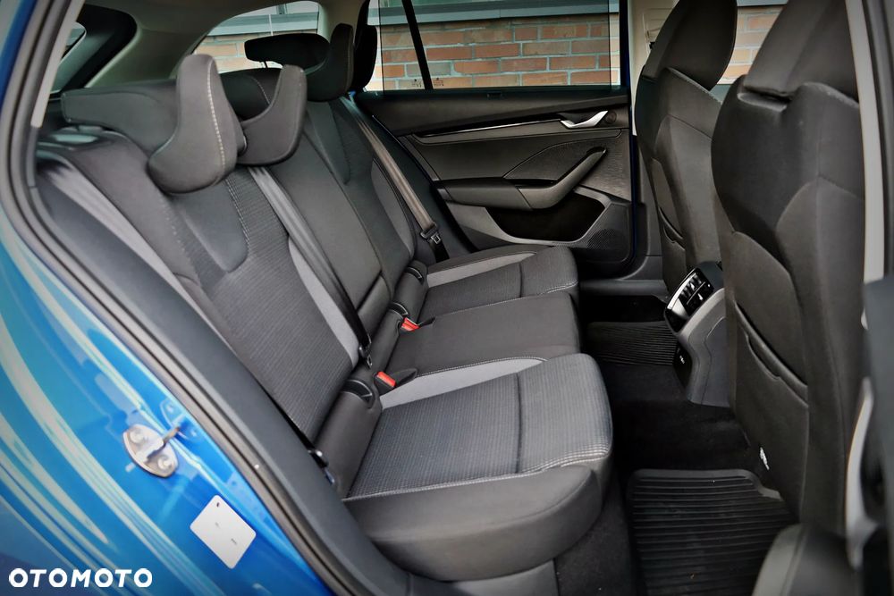 Skoda Octavia 1.5 TSI Selection - 24