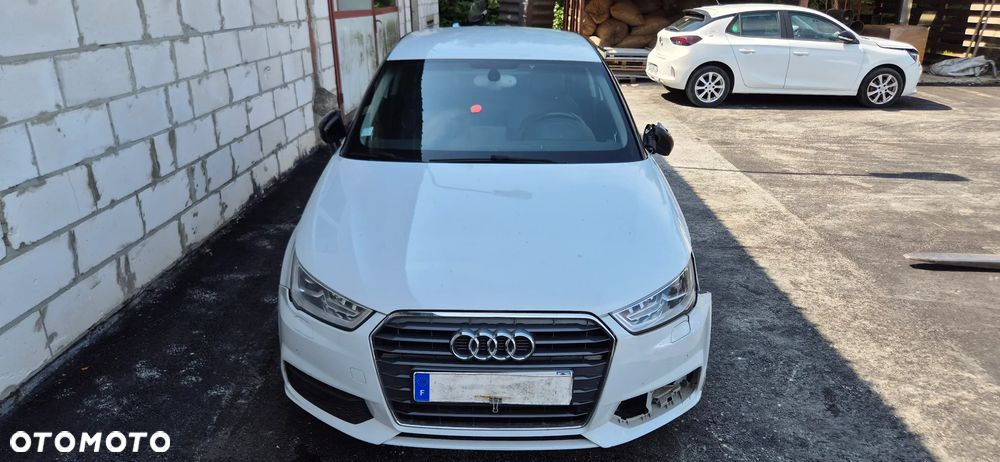 Audi A1 Sportback 1.6 TDI Design S tronic - 2