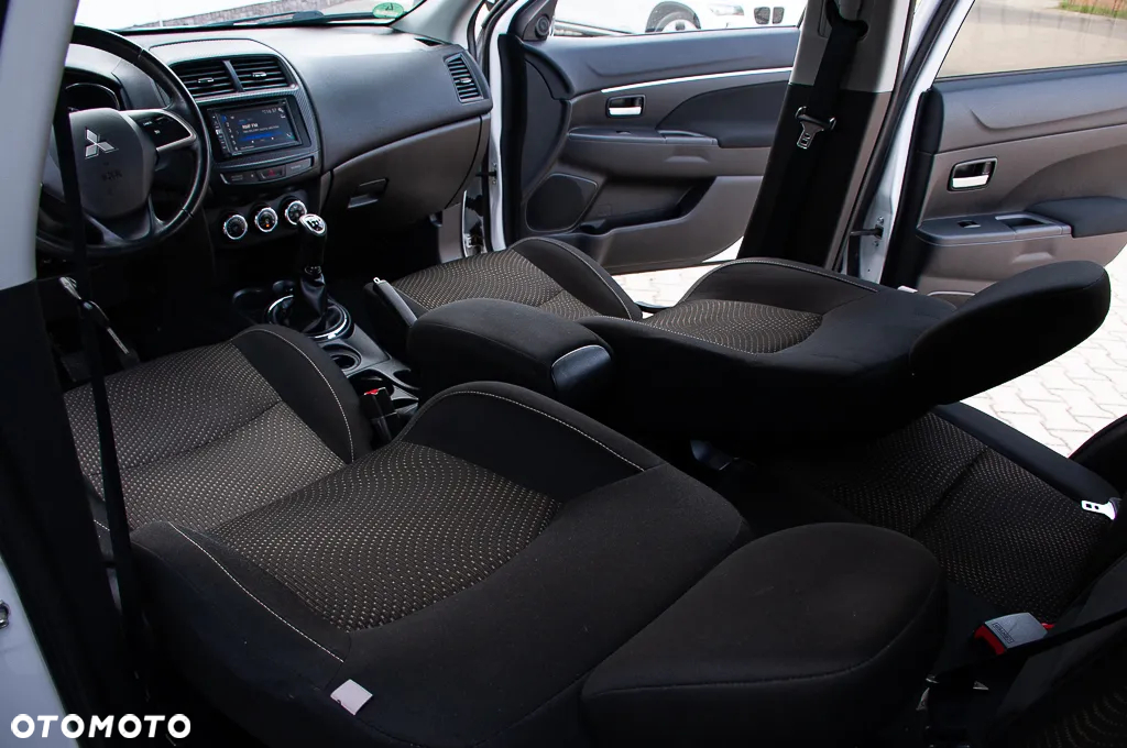 Mitsubishi ASX - 32
