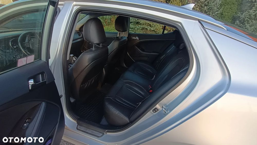 Kia Optima - 21