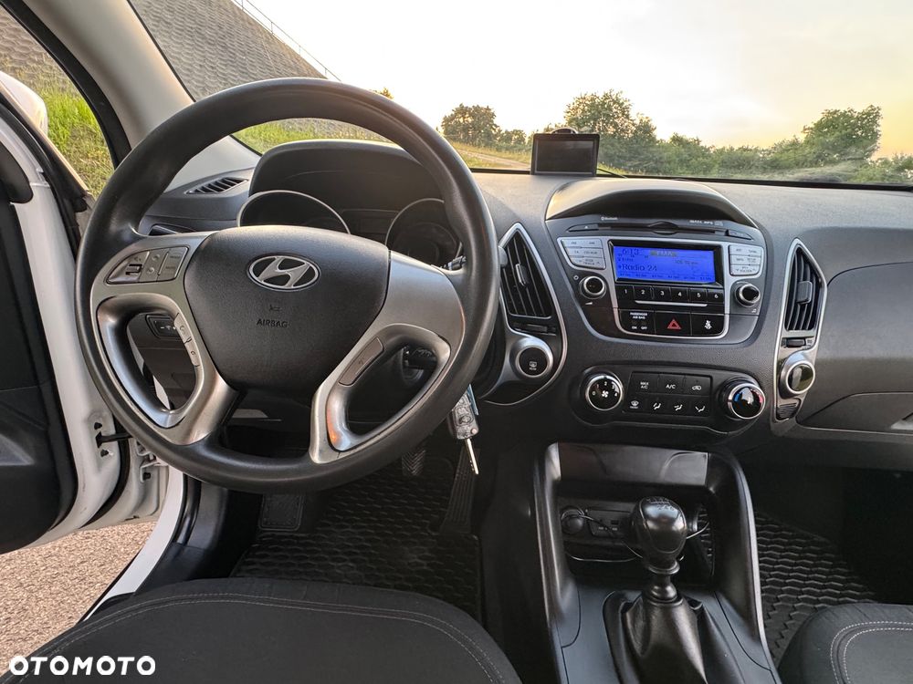 Hyundai ix35 1.6 2WD Fifa World Cup Edition - 34