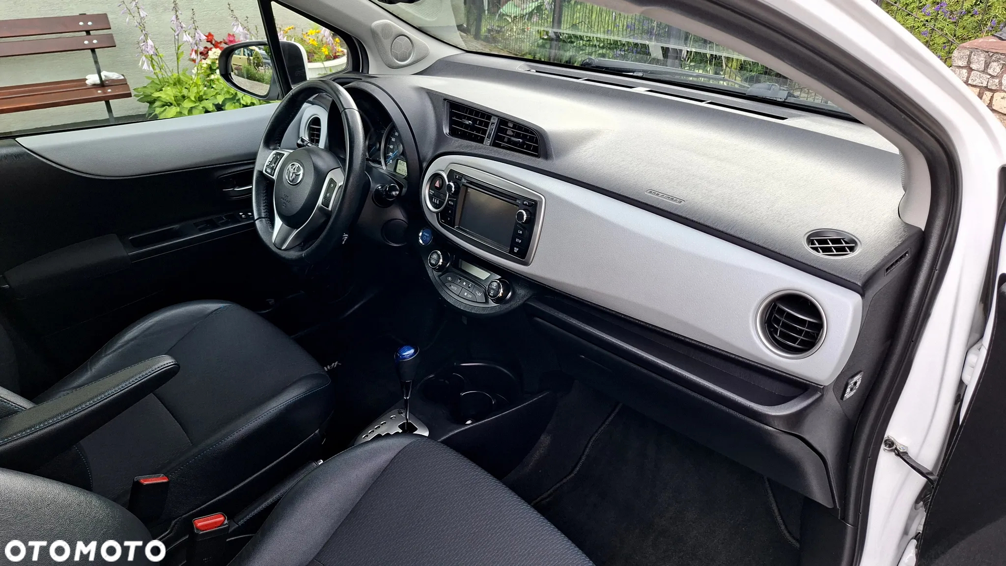 Toyota Yaris Hybrid 1.5 VVT-i Edition 2014 - 31