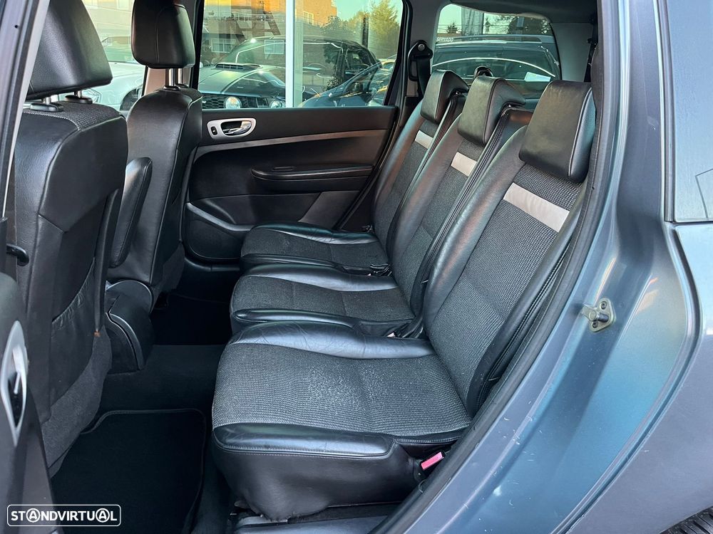 Peugeot 307 SW 1.6 HDi FAP Sport - 12