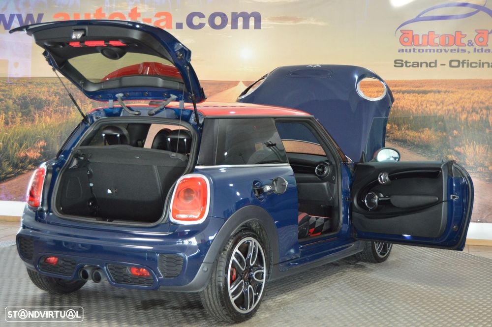 MINI 3 Portas John Cooper Works Auto Desportiva - 13