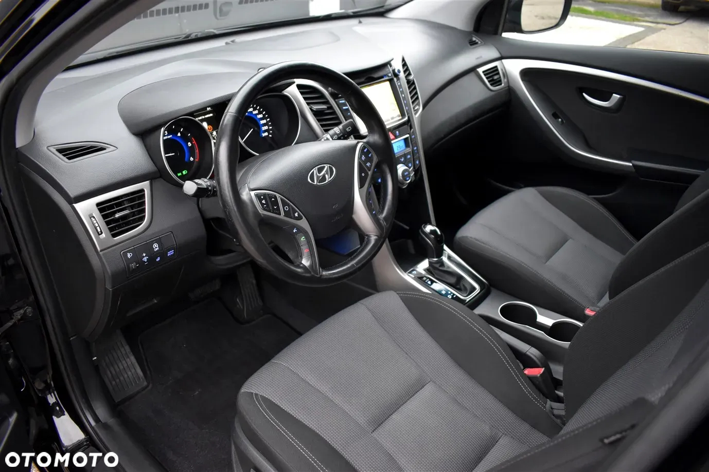 Hyundai i30 i30cw 1.6 CRDi Automatik Style - 11
