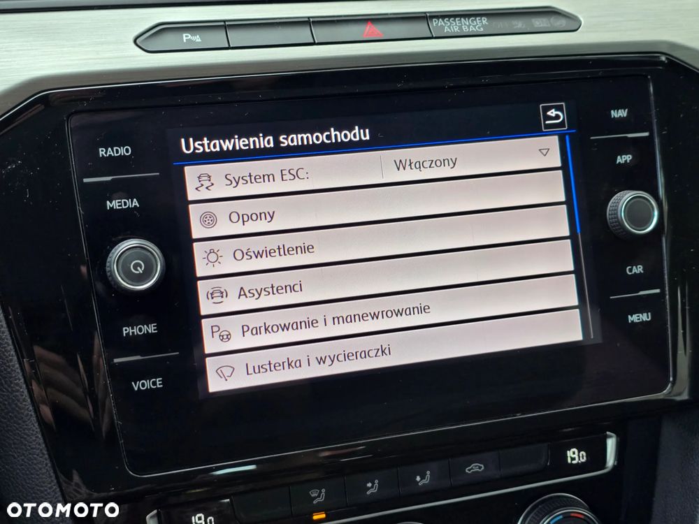 Volkswagen Arteon 2.0 TDI SCR Essence DSG - 39