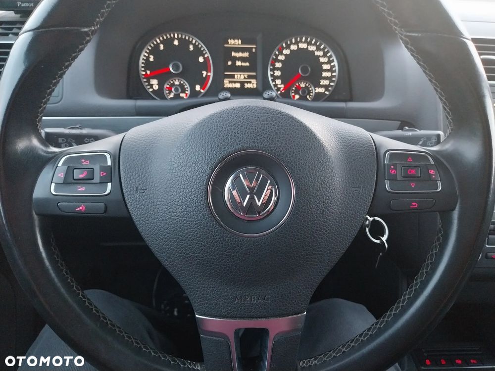 Volkswagen Touran 1.2 TSI BlueMot Trendline - 9