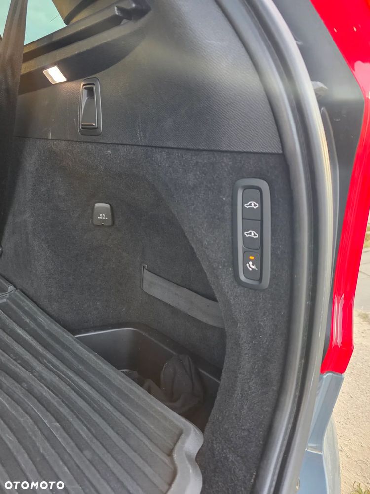 Volvo XC 90 B5 D AWD Inscription 7os - 35