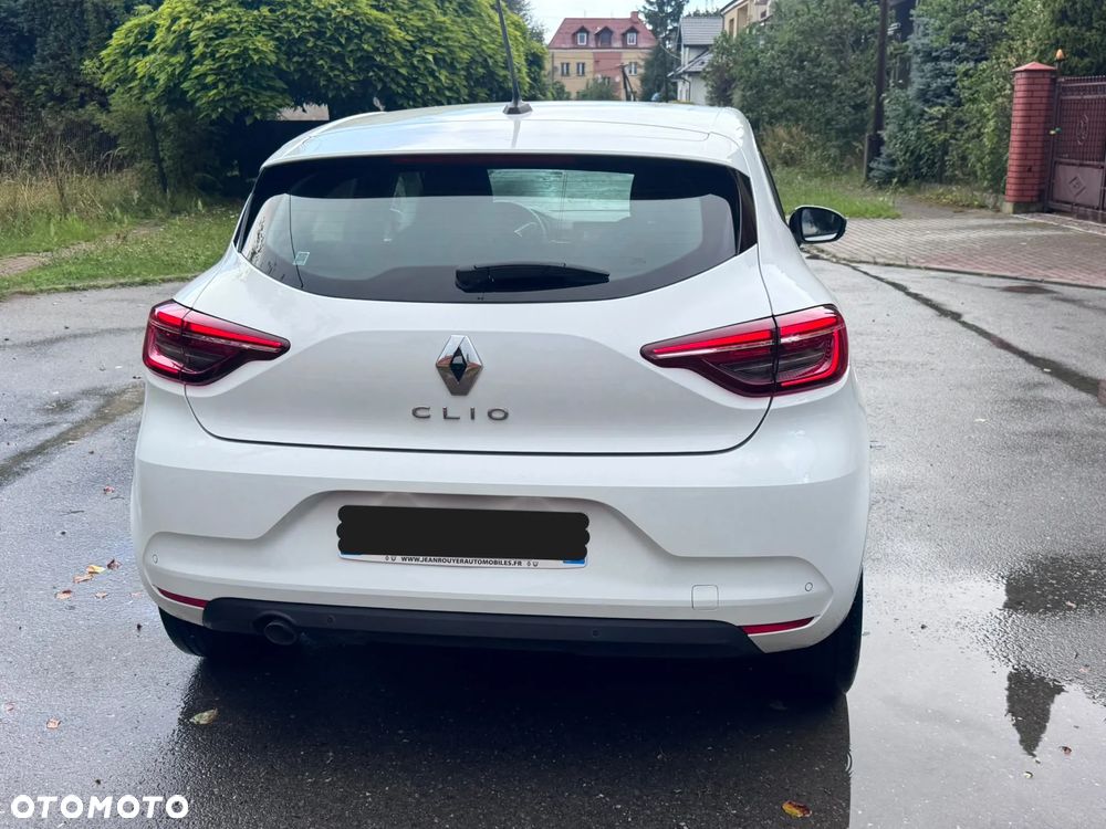 Renault Clio - 19