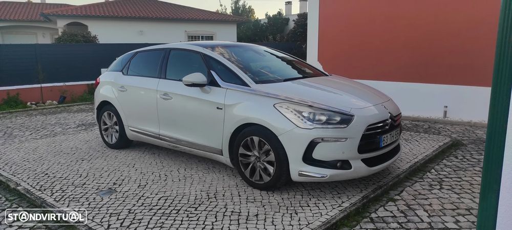 Citroën DS5 2.0 HDi Hybrid4 So Chic CMP6 - 2