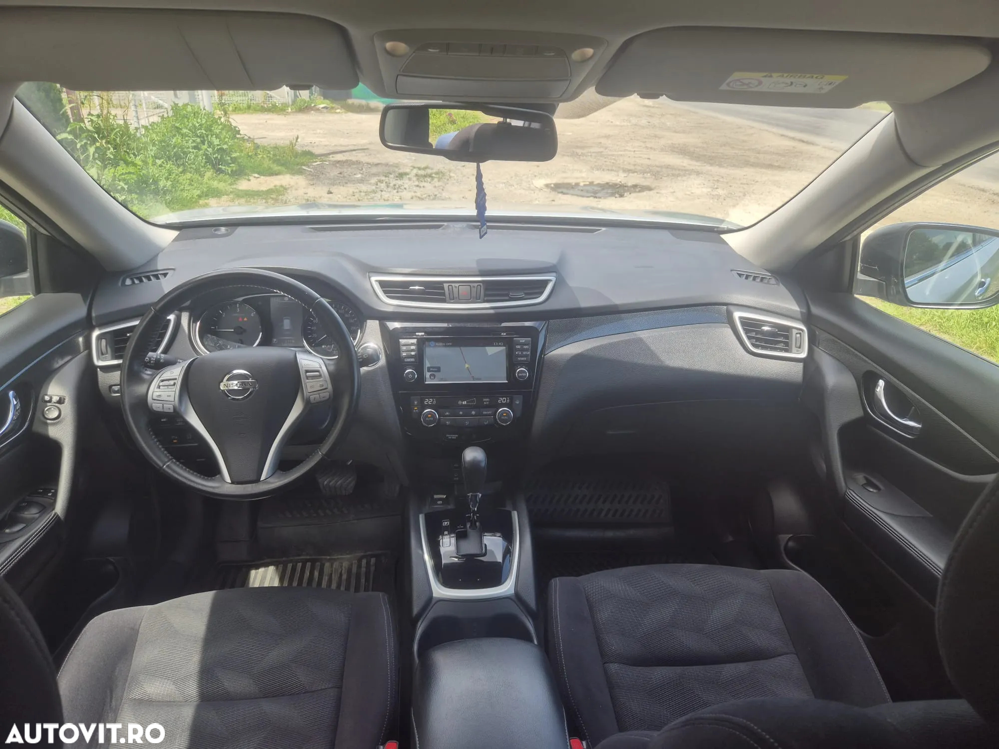 Nissan X-Trail 2.0 dCi ALL-MODE 4x4i Xtronic N-Connecta - 4
