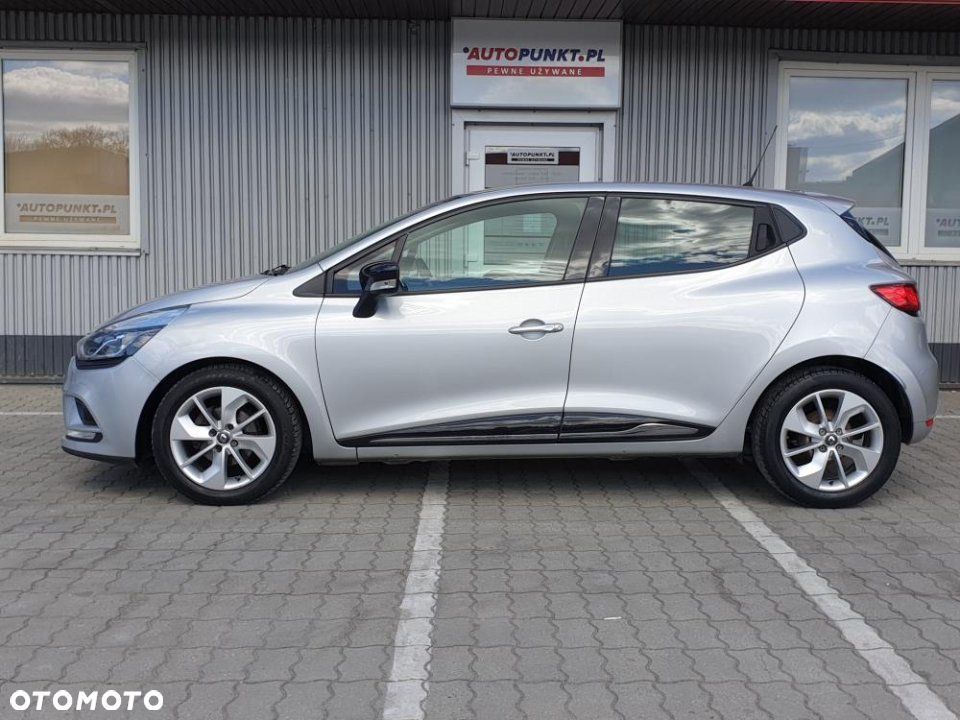 Renault Clio - 2
