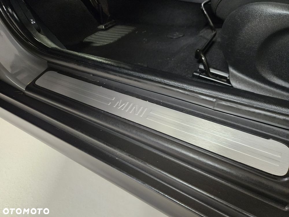 MINI Cooper Standard - 20
