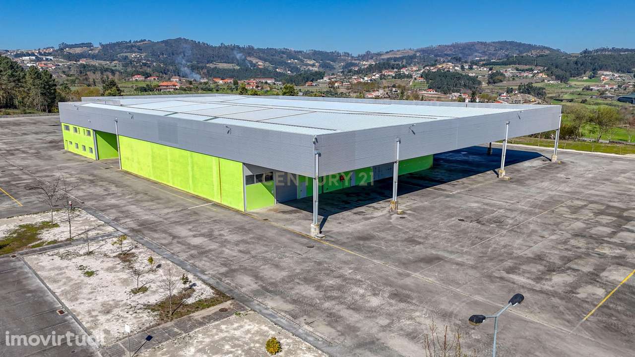 Oportunidade Única na Zona Industrial de Fregim – Amarante - Grande imagem: 3/23