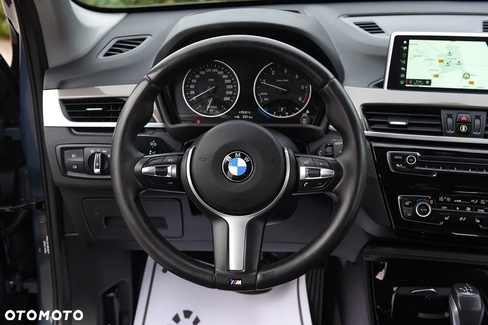 BMW X1 xDrive20d Sport Line - 3
