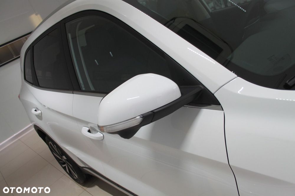 MG ZS - 14