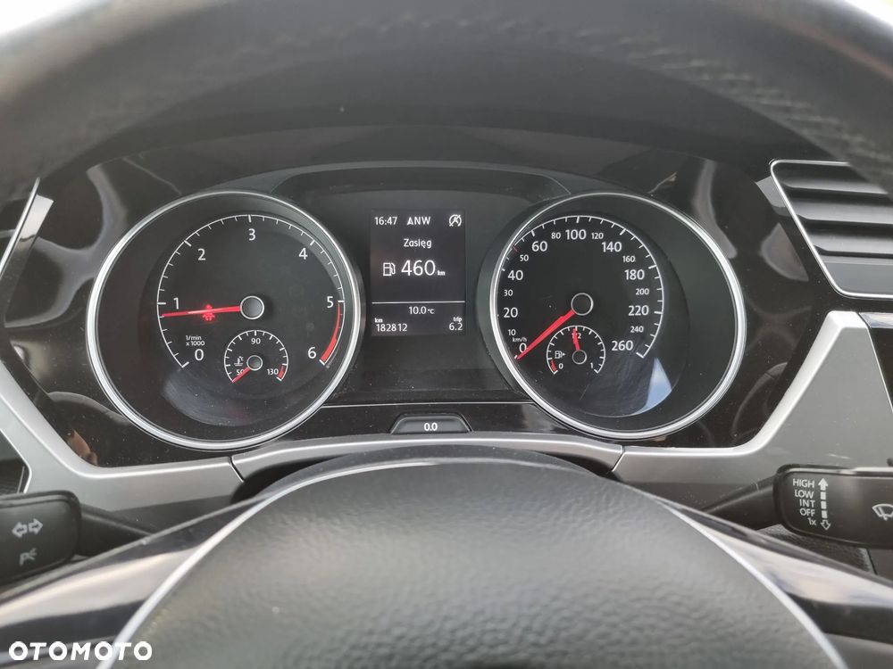 Volkswagen Touran 1.6 TDI SCR (BlueMotion Technology) SOUND - 11