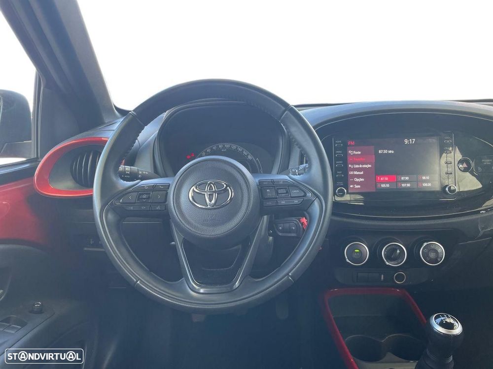 Toyota Aygo X 1.0 Envy - 10