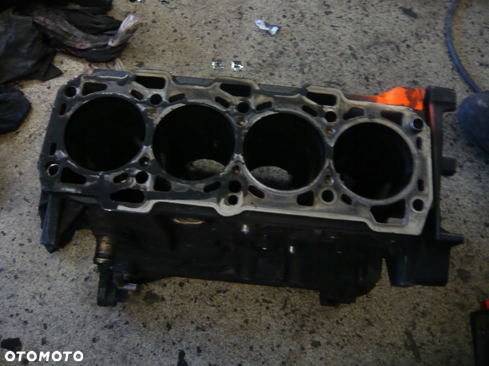 blok silnika 55182303 opel astra h vectra c zafira b - 1