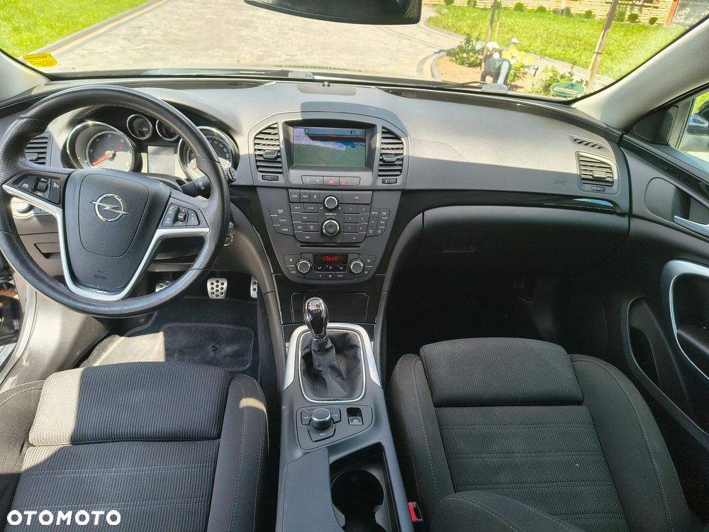 Opel Insignia - 11