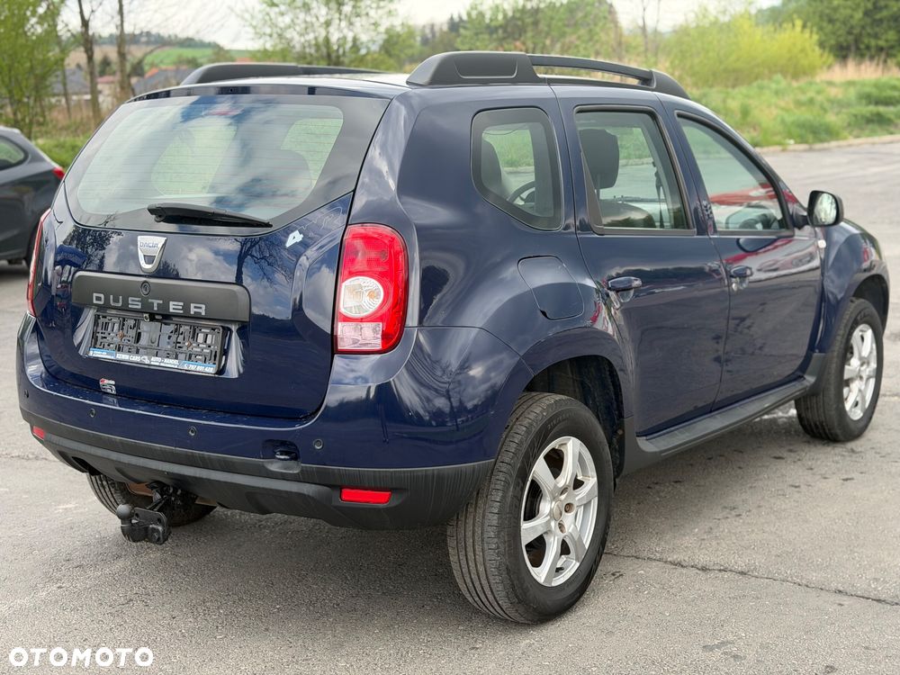 Dacia Duster 1.6 16V 4x4 Laureate - 11