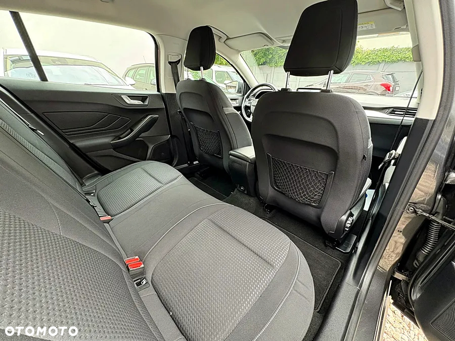 Ford Focus Turnier 1.5 EcoBlue Start-Stopp-System COOL&CONNECT - 19