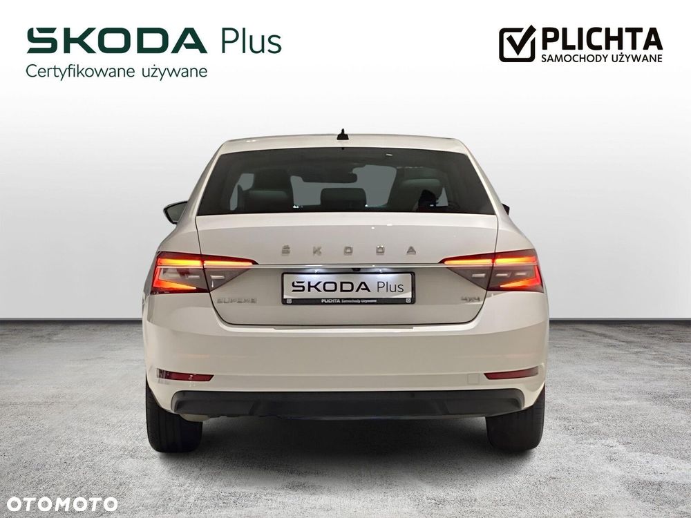 Skoda Superb 2.0 TDI SCR 4x4 Style DSG - 4